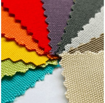 Coussin de bord de piscine et pouf de terrasse ou de jardin